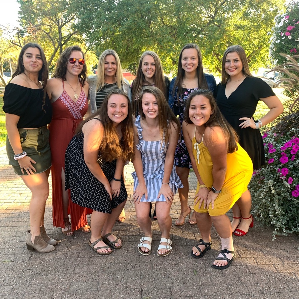 Meet your Posher, Lizzy